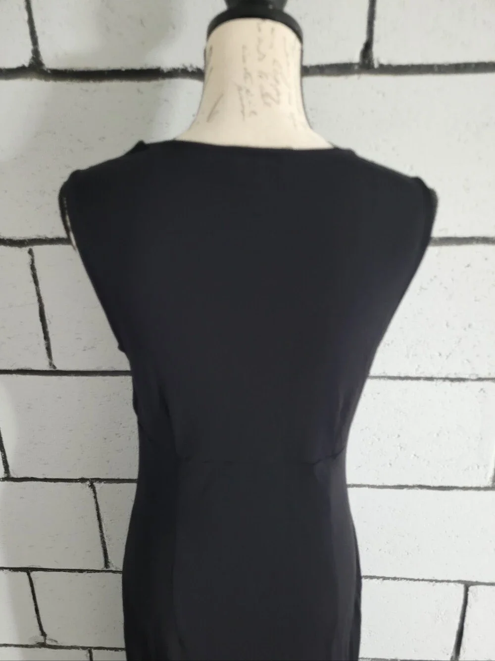 BUNDLE SALE! LOFT Black Sleeveless Twist-Front Dress Sz 8 - Picture 5 of 7